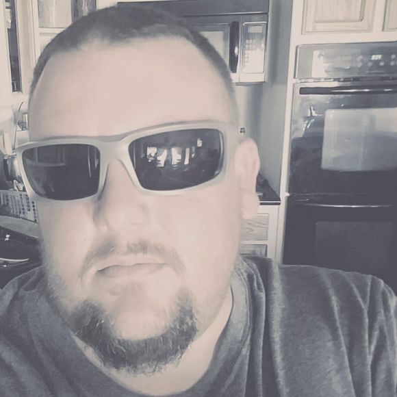 Meet your Posher, Jason - Picture 1 of 1